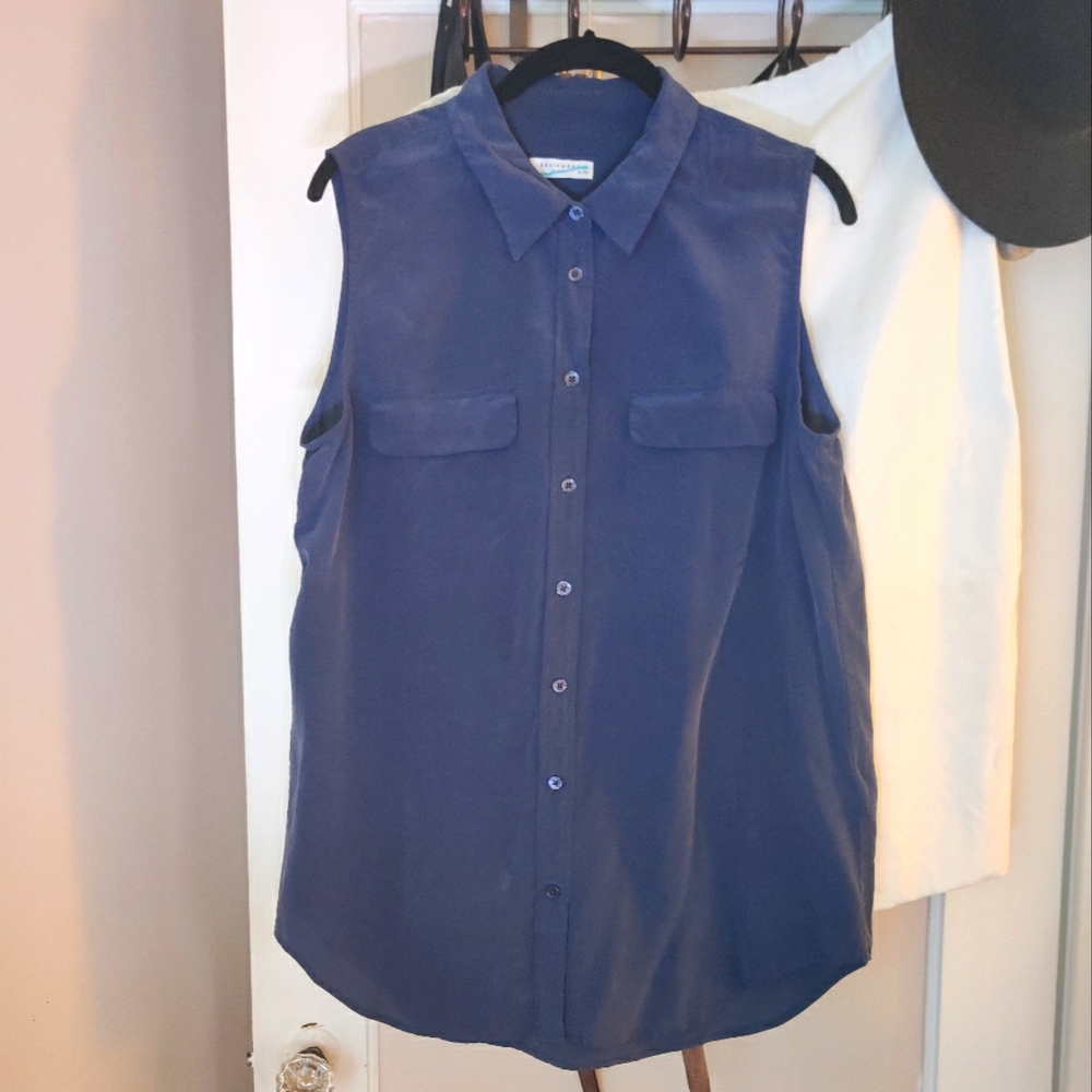 Equipment Sleeveless Button down